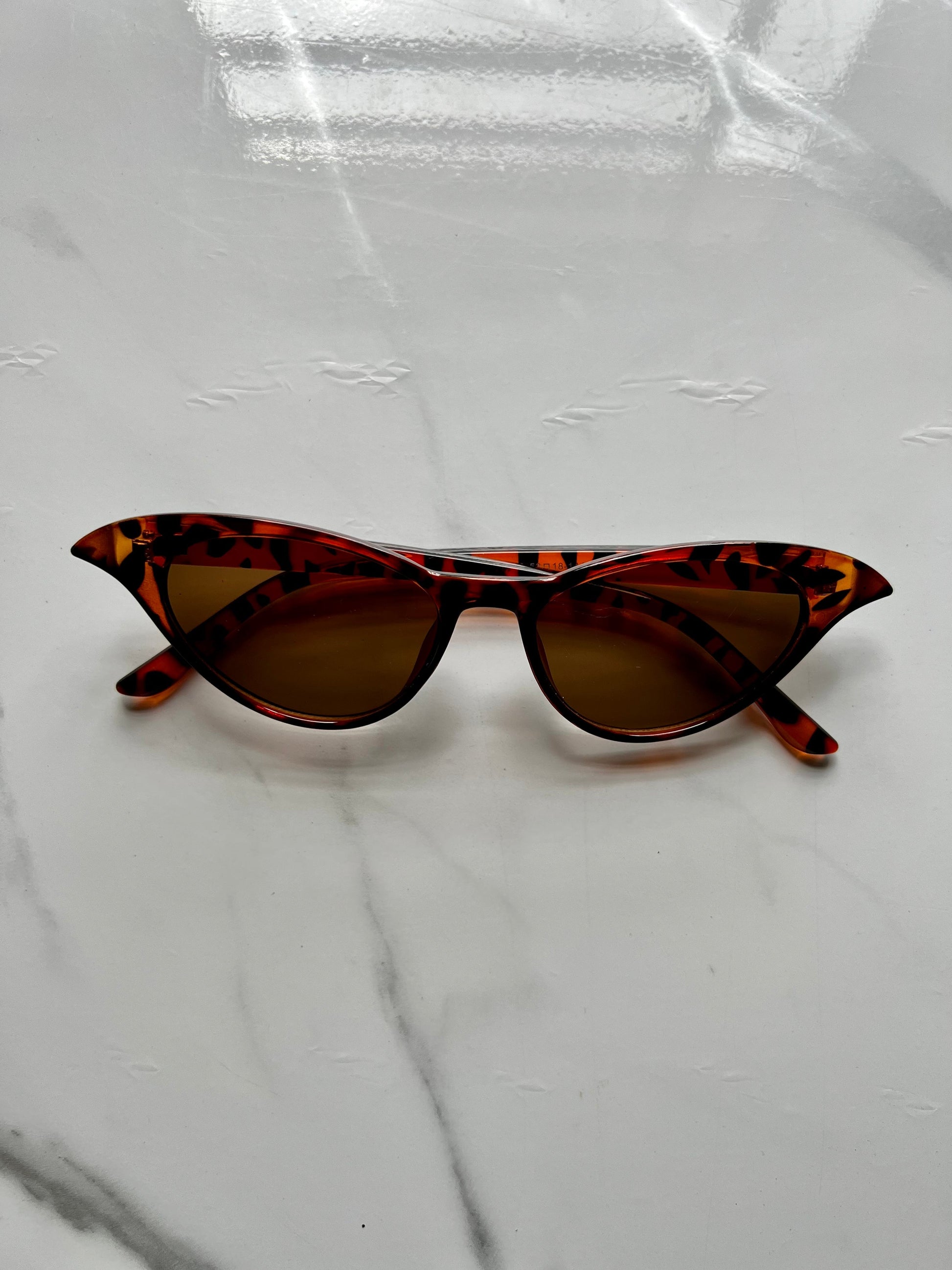 cat eye sunnies - ZinniaStore
