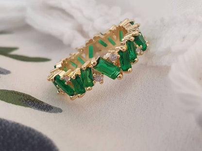 emerald eternity ring