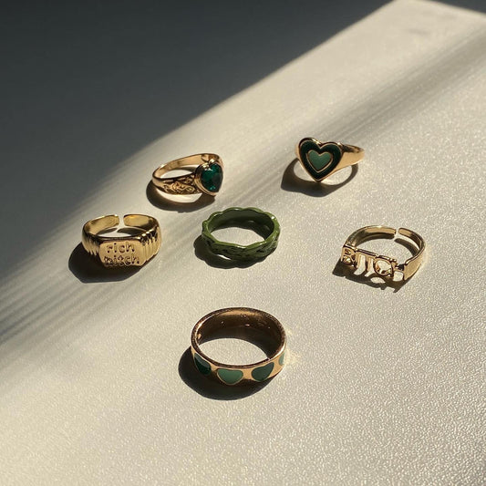 golden green ring set